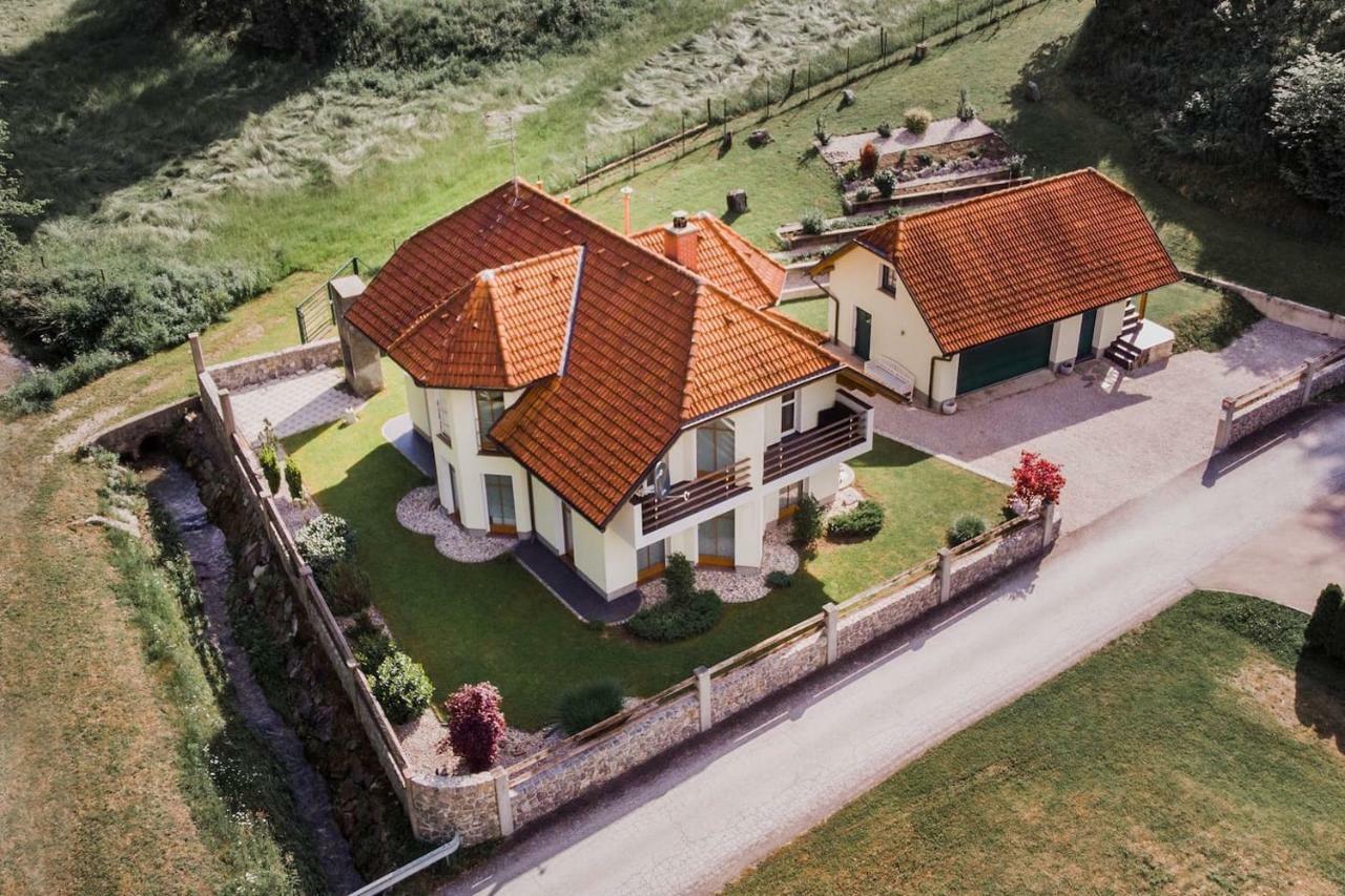 House Of Adventure - The Base To Explore Slovenia Laze v Tuhinju Exterior photo