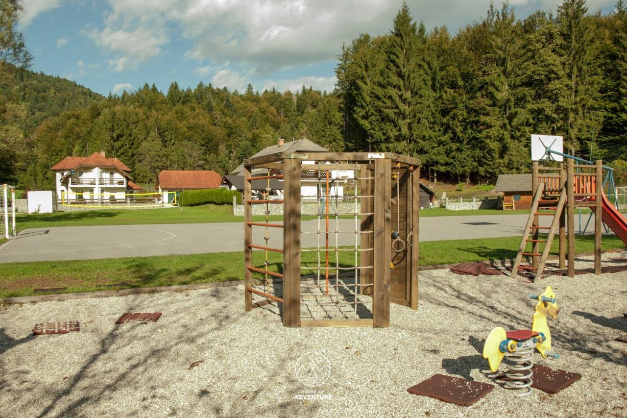 House Of Adventure - The Base To Explore Slovenia Laze v Tuhinju Exterior photo